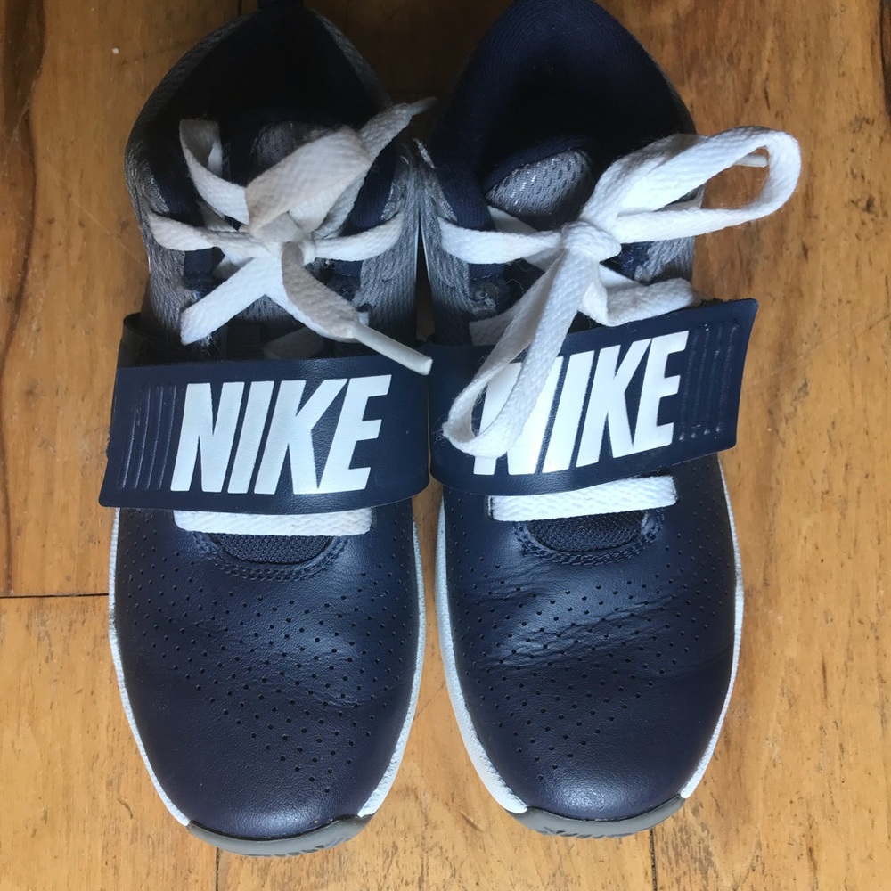 Boys Nike Team Hustle High Top